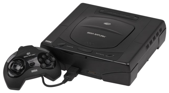 Sega - zu 16-Bit-Zeiten noch der ärgste Gegner des SNES - schmiert in der fünften Konsolengeneration ab. Sein Saturn verkauft sich nur knapp neun Millionen Mal.