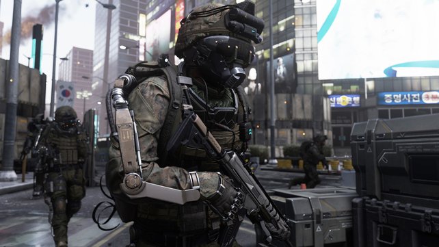Das Exoskelett verleiht den Soldaten übermenschliche Kräfte.