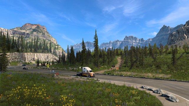 Sattes Grün und verwinkelte Straßenzüge – der Montana-DLC des American Truck Simulators ist gerade sehr gefragt (Bild: SCS Software).
