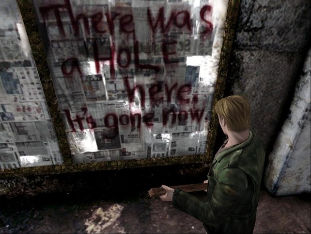 Der Horror in Silent Hill 2 kriecht aus dem Gameplay, der Musik, der Story und besonders auch aus der Umgebung. Wie könnte ein Remake genau das wieder einfangen – oder sogar besser machen? (Bildquelle: Konami)