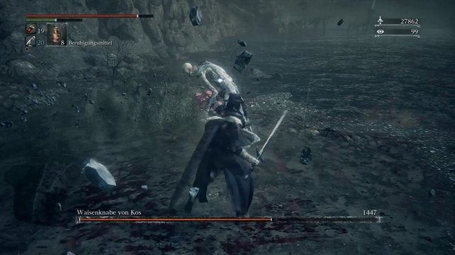 Bleibt immer direkt am Boss dran und fallt ihm, nach seinen Attacken, in die Seite.