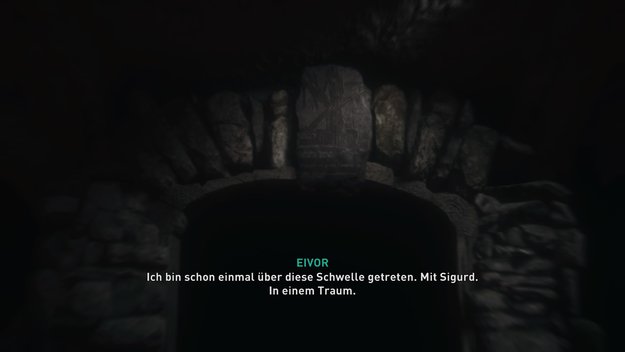 Der Sagenstein kommt Eivor eigenartig bekannt vor. Auch Sigurd glaubt, die Bedeutung der Schriftzeichen verstehen zu können.