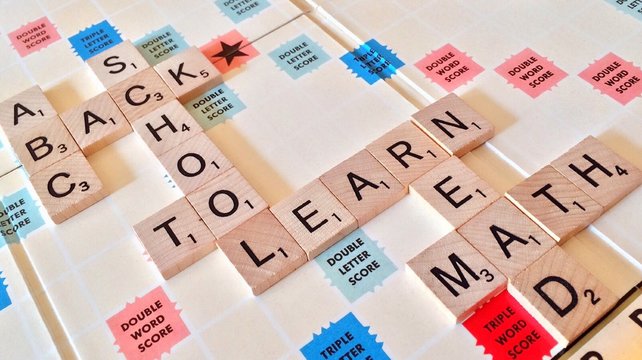 Scrabble profitiert nicht nur von eurem Wortschatz, es kann ihn sogar erweitern. (Bildquelle: Pixabay)