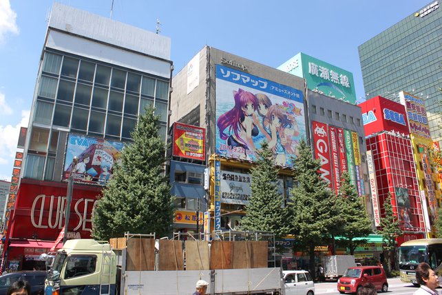 Bunter, greller, fröhlicher: Tokio - das Paradies für Videospieler.