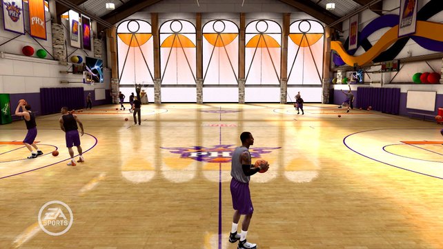 In der "NBA Live Academy" könnt ihr mit eurem Lieblingsverein üben.