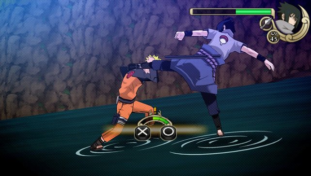 Naruto blockt Sasukes Angriff ab.