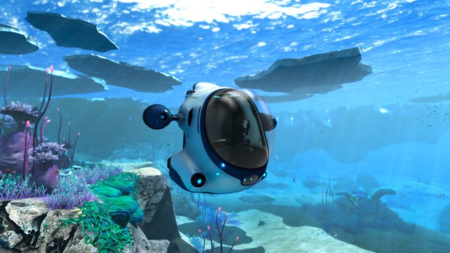 Mit der Seebahn ist man in Subnautica: Below Zero unterwasser mobil und das ohne Sauerstoffnot. (Bild: Subnautica: Below Zero | Unknown Worlds Entertainment)