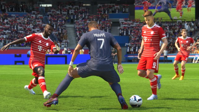 Der Coverstar von FIFA 23 Kylian Mbappé ist nicht nur schnell, sondern auch dribbelstark. In FIFA 23 ist er der drittbeste Spieler.