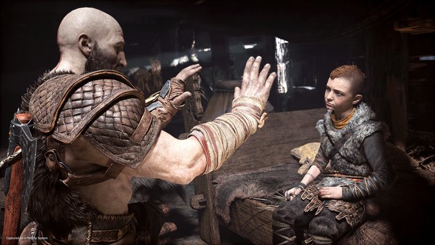 Ungewohnte Rolle für Kratos: Atreus weicht in God of War (2018) nicht von eurer Seite.